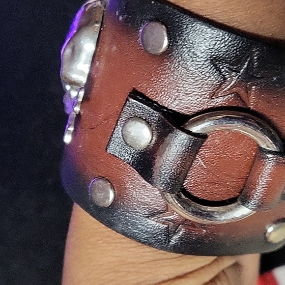 Bundle - Picture 2 of 4